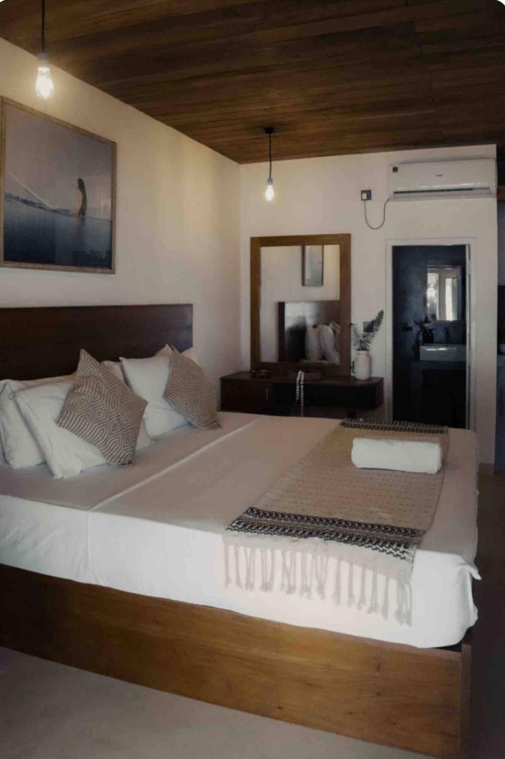 Gitano Surf Ahangama Beachfront Luaran gambar